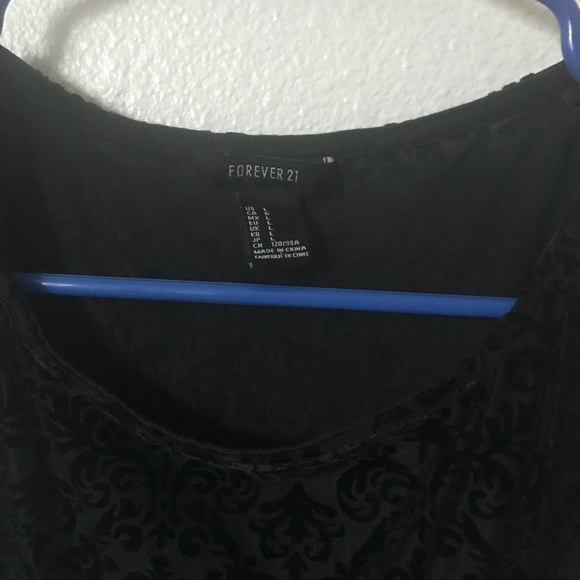 Cute Forever 21 tank - Picture 3 of 4